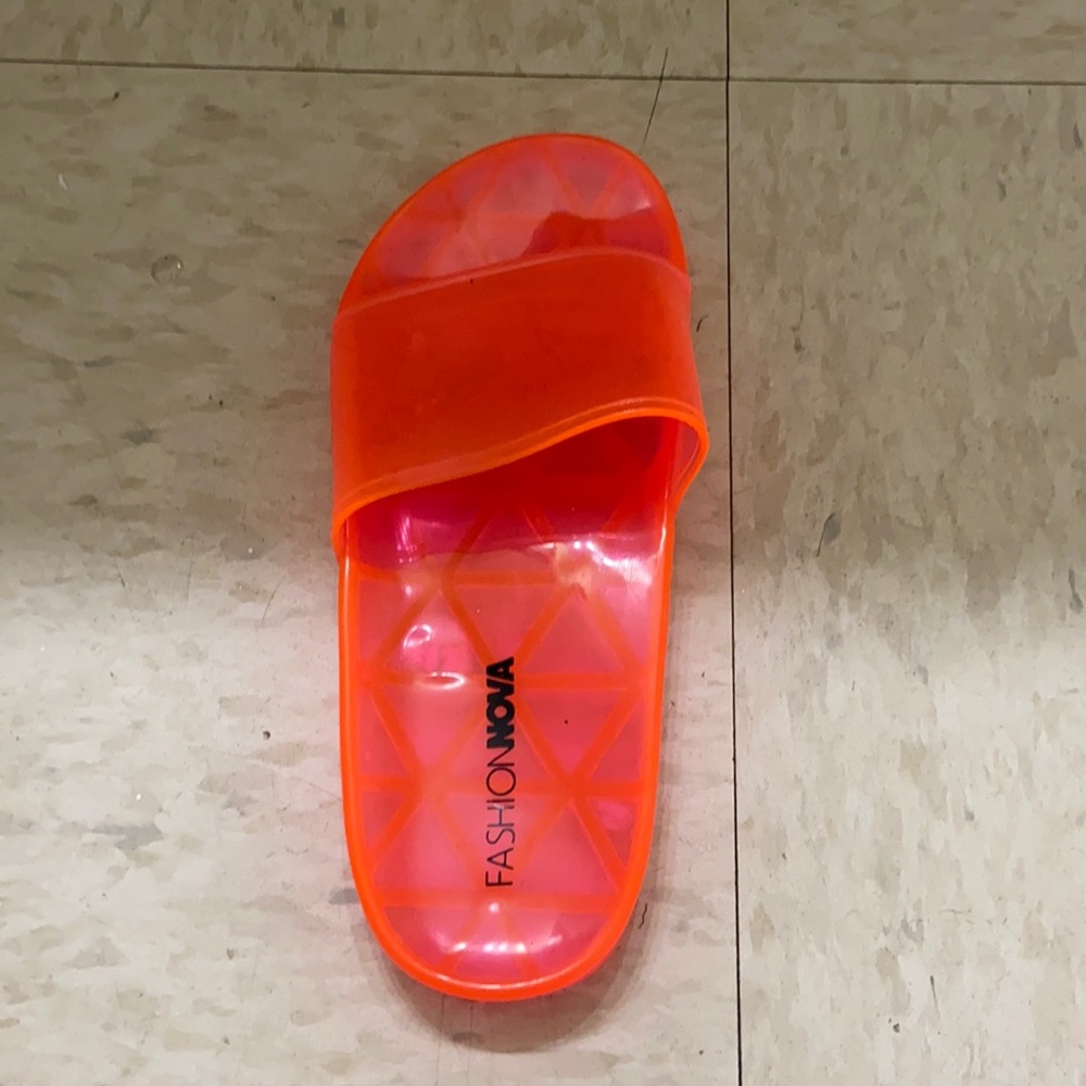Hot pink slides from Fashion Nova size 6 in womens